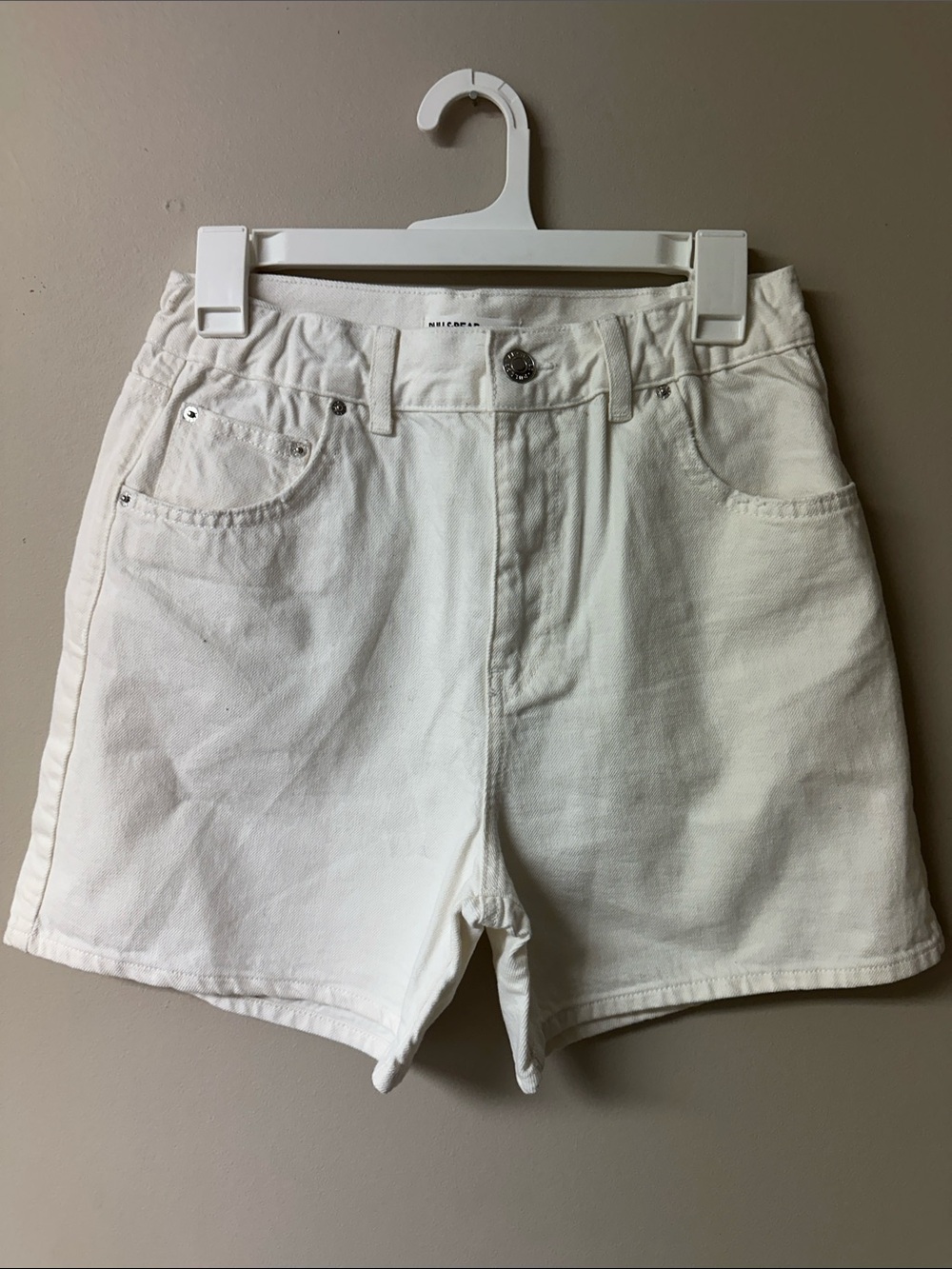 Pull&Bear White High Rise Denim Mom Shorts Size 6